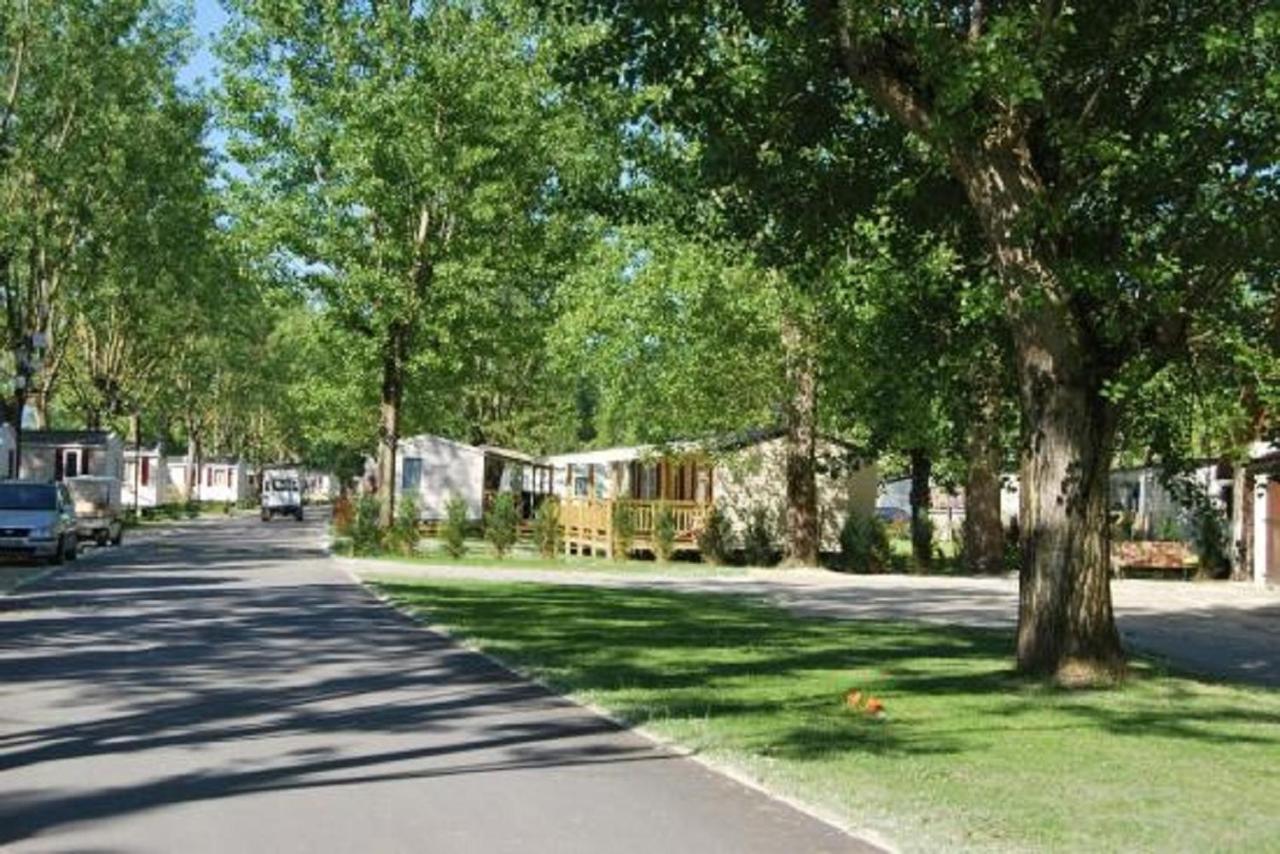 Mobile Home For You Les Rives De Condrieu Kültér fotó